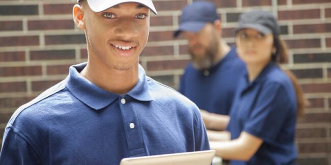pest-control-technician-5a78820c56698